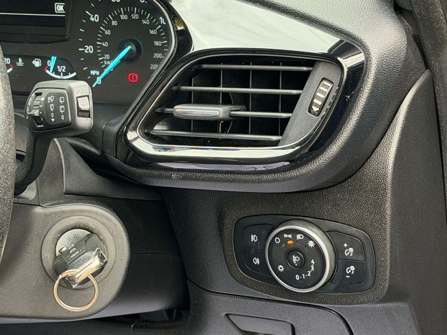 Used Ford Fiesta 2018 for sale - 77437671: Photo 89