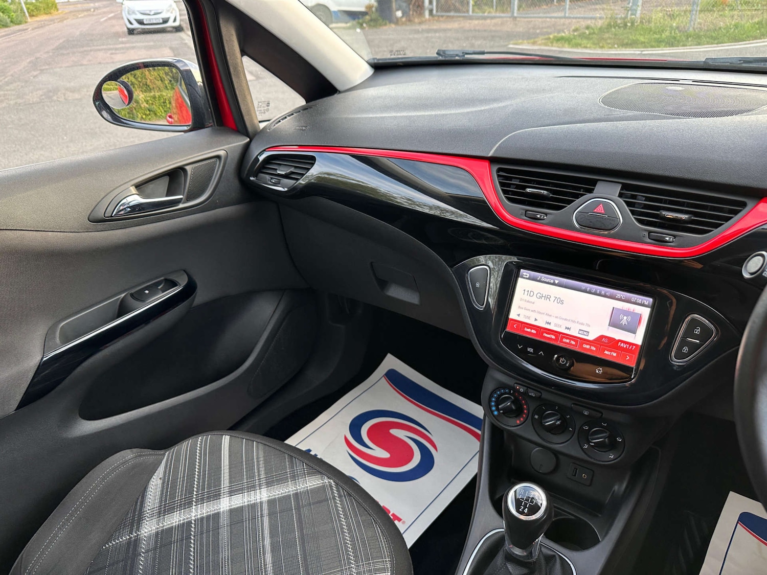 Used Vauxhall Corsa 2015 for sale - 77437563: Photo 21