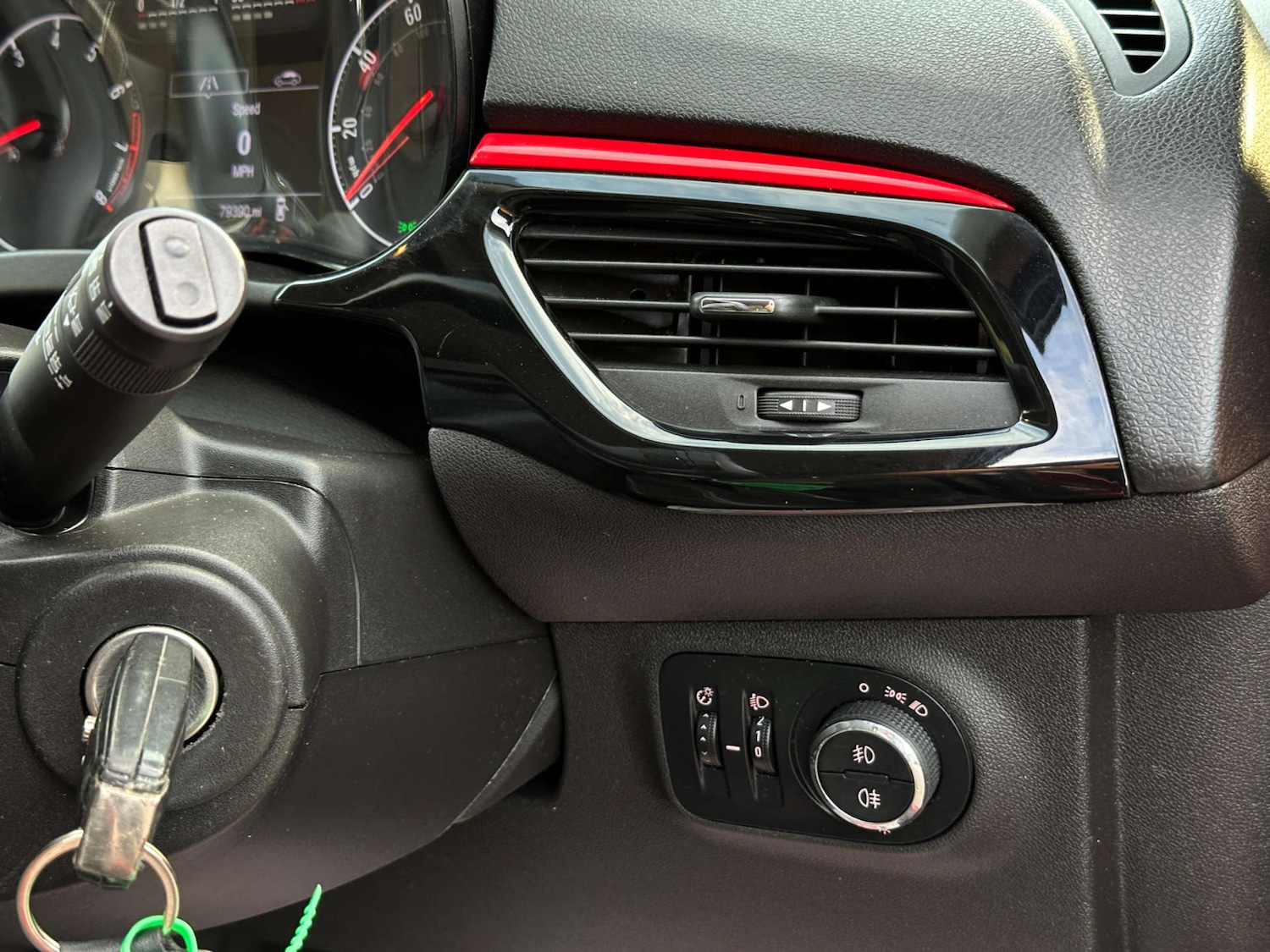 Used Vauxhall Corsa 2015 for sale - 77437563: Photo 47