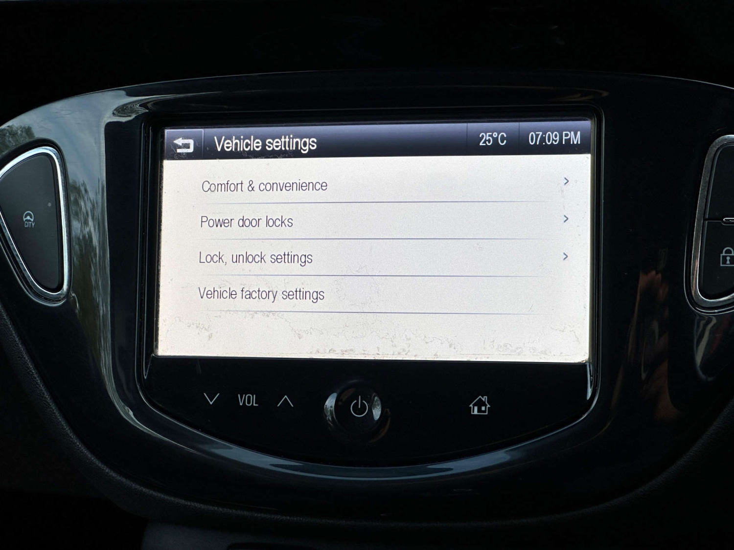 Used Vauxhall Corsa 2015 for sale - 77437563: Photo 59