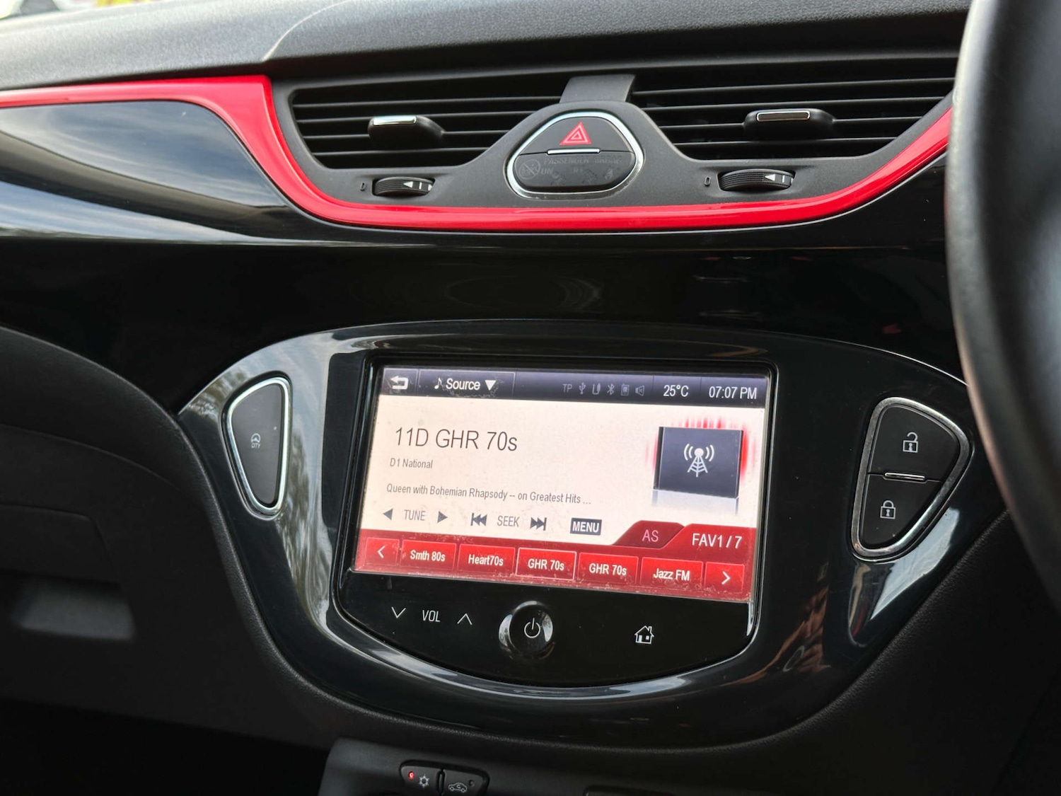 Used Vauxhall Corsa 2015 for sale - 77437563: Photo 63