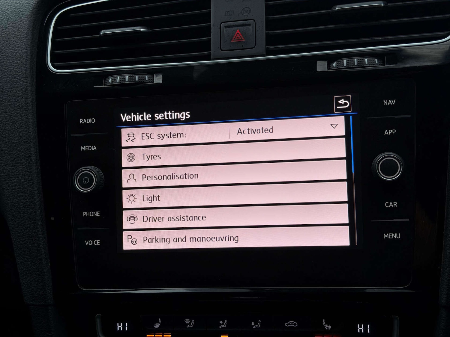 Used Volkswagen Golf 2020 for sale - 77437637: Photo 59