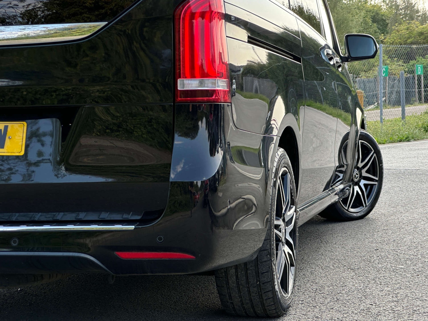 Used Mercedes-Benz V-Class 2018 for sale - 77437445: Photo 18