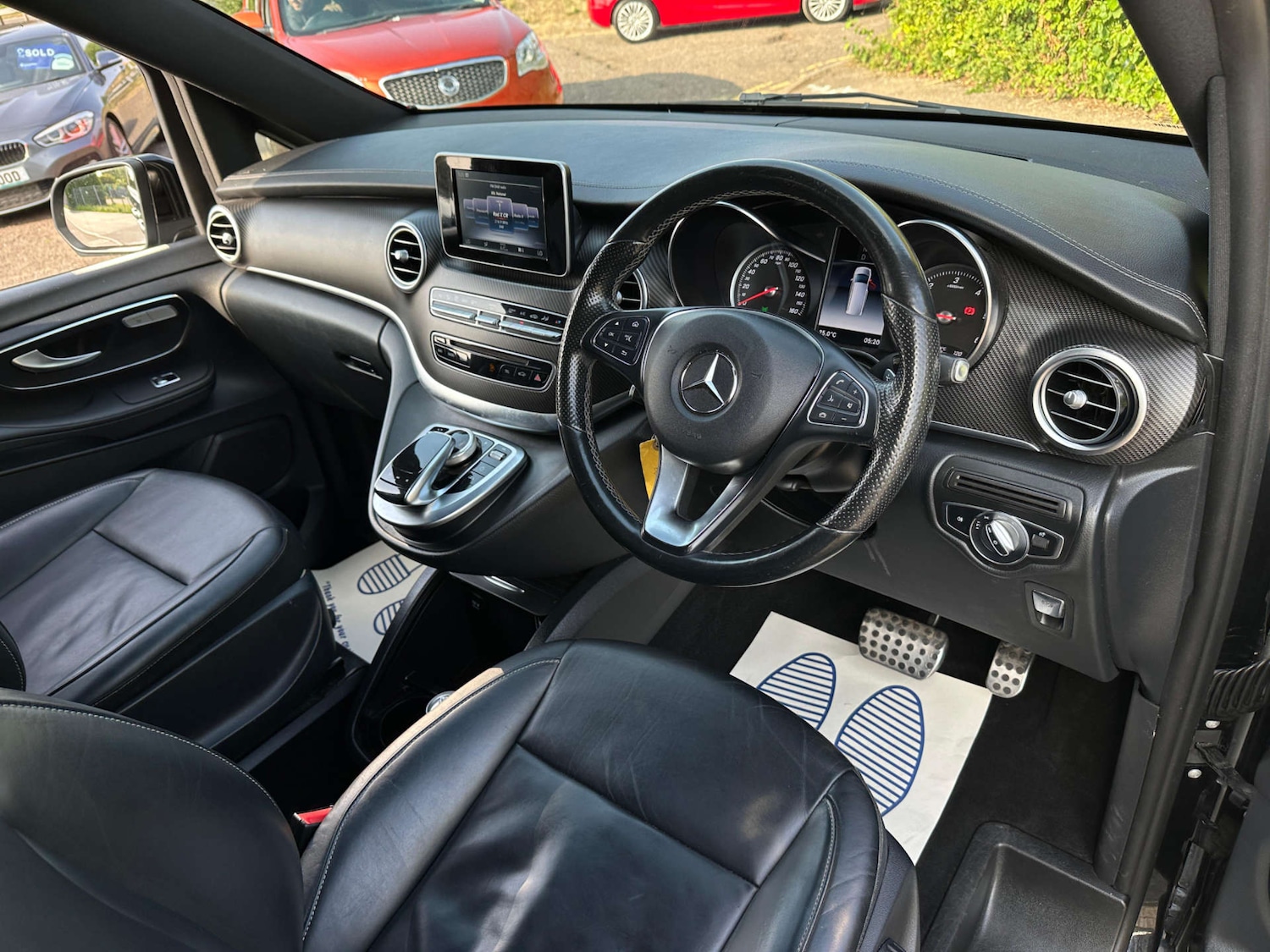 Used Mercedes-Benz V-Class 2018 for sale - 77437445: Photo 27