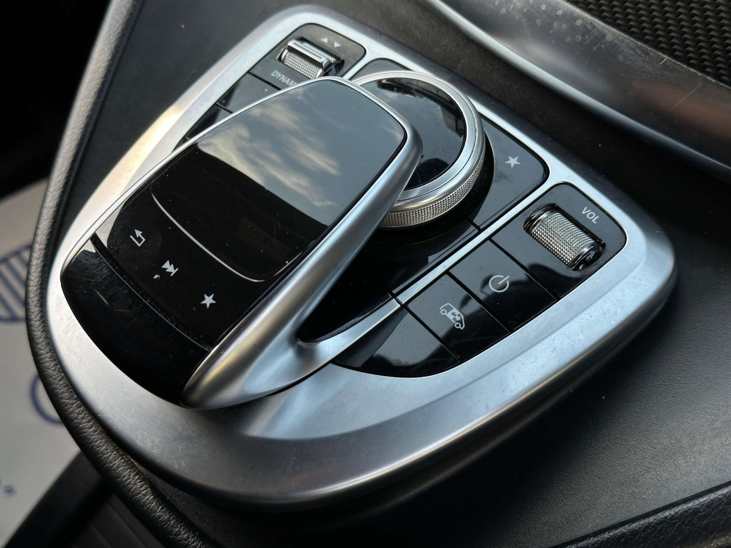 Used Mercedes-Benz V-Class 2018 for sale - 77437445: Photo 44