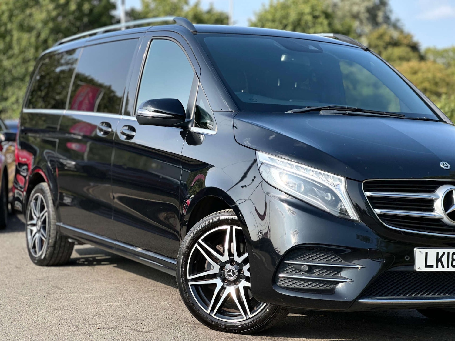 Used Mercedes-Benz V-Class 2018 for sale - 77437445: Photo 8