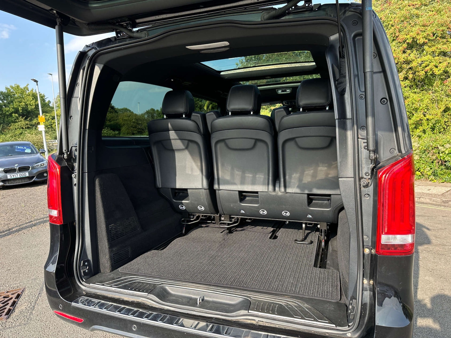 Used Mercedes-Benz V-Class 2018 for sale - 77437445: Photo 97