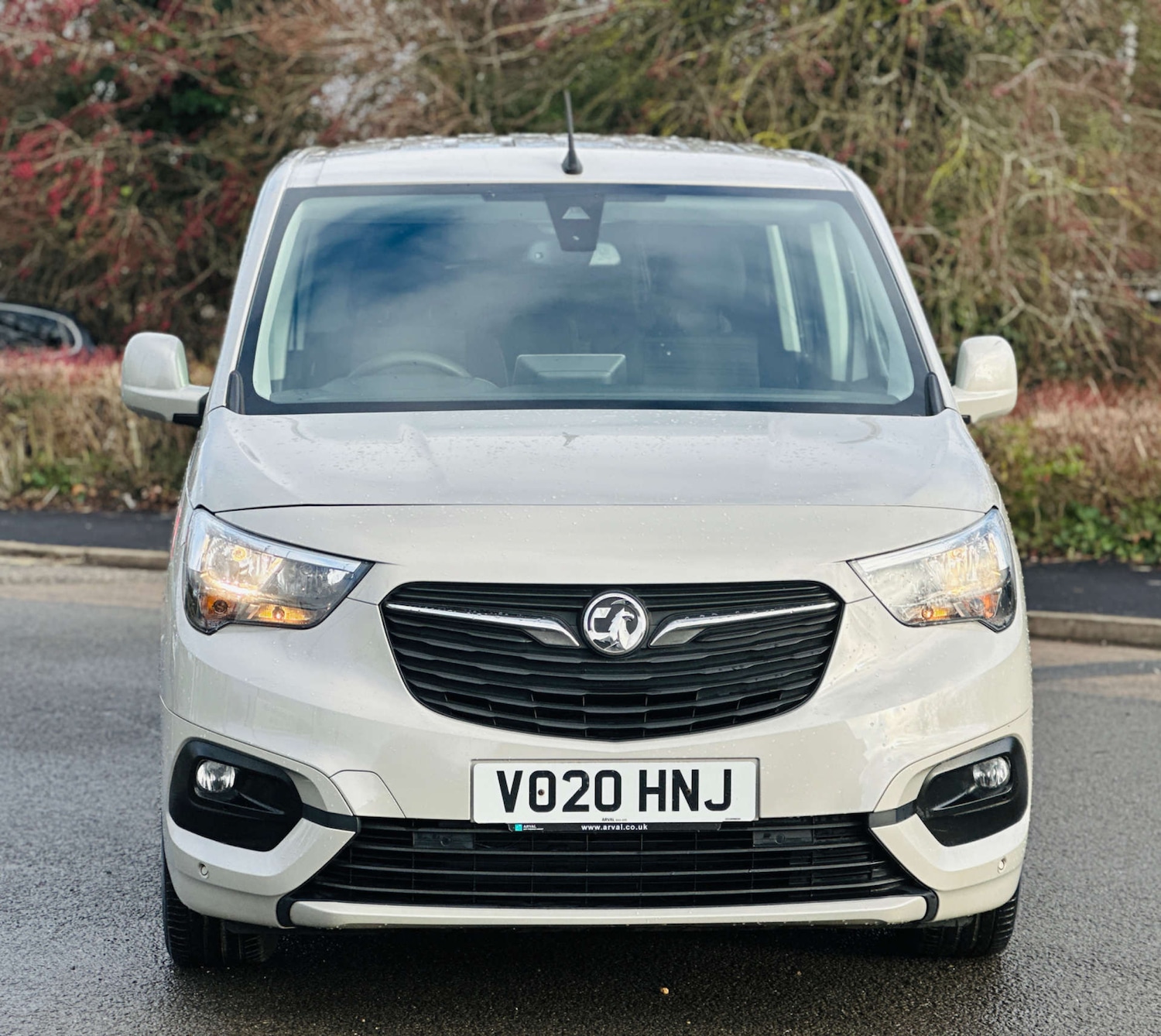 Used Vauxhall Combo Life 2020 for sale - 77437437: Photo 2