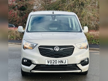 Used Vauxhall Combo Life 2020 for sale - 77437437: Photo