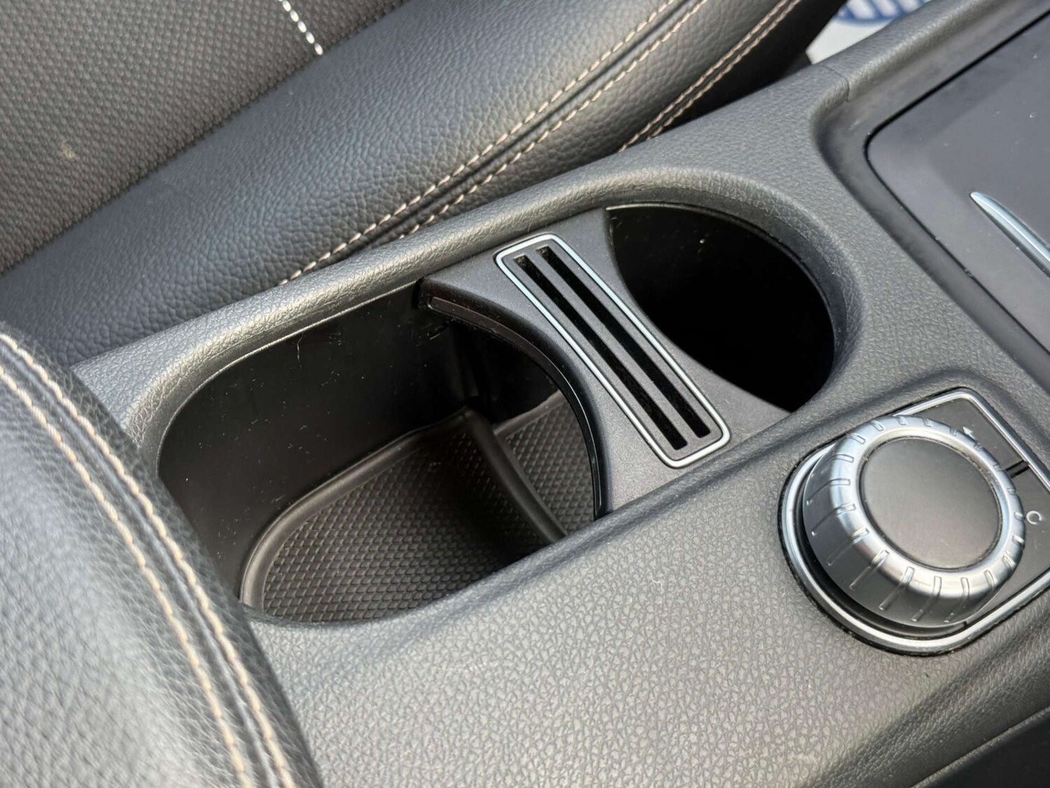 Used Mercedes-Benz A-Class 2015 for sale - 77937253: Photo 30