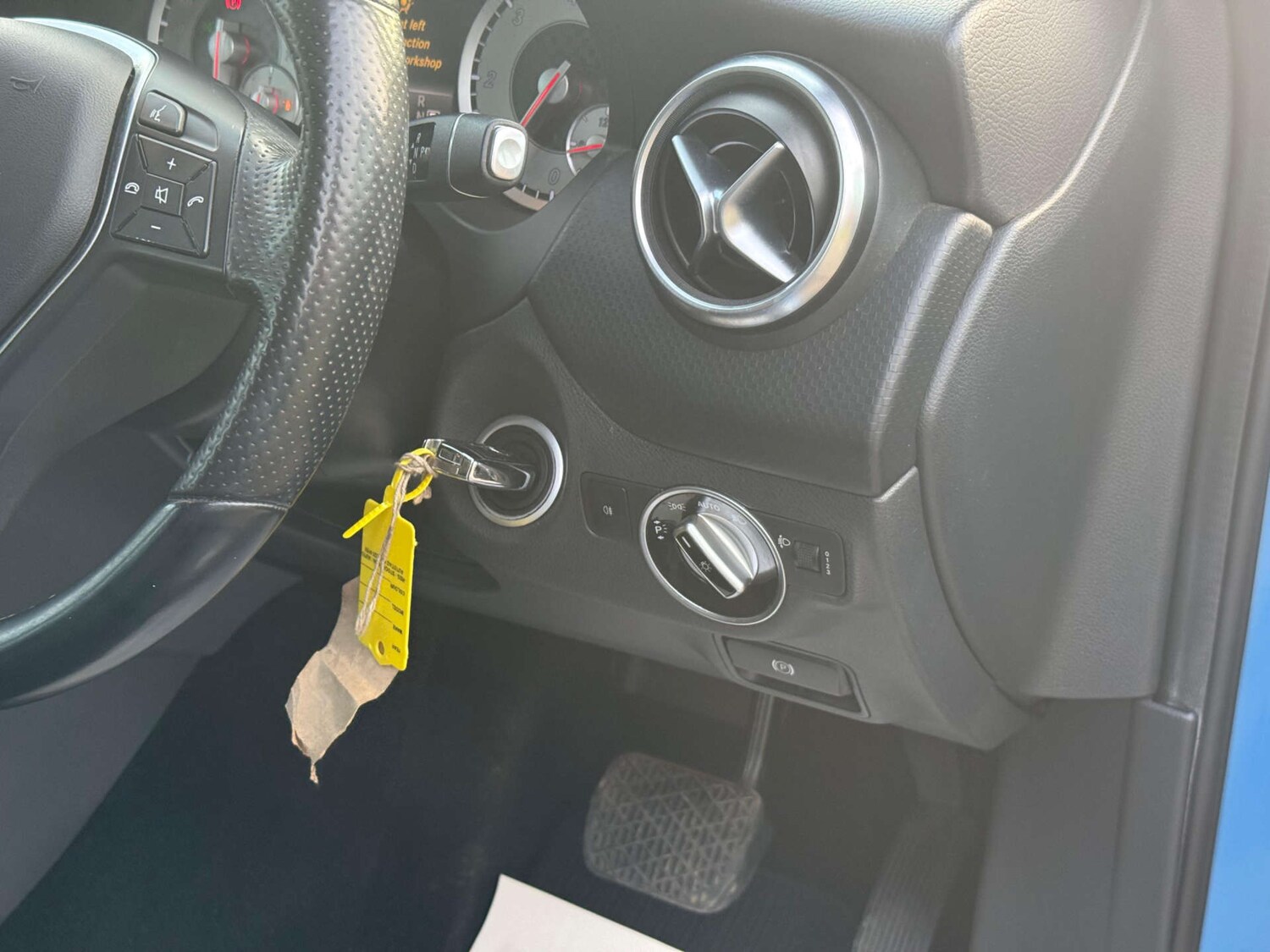 Used Mercedes-Benz A-Class 2015 for sale - 77937253: Photo 37