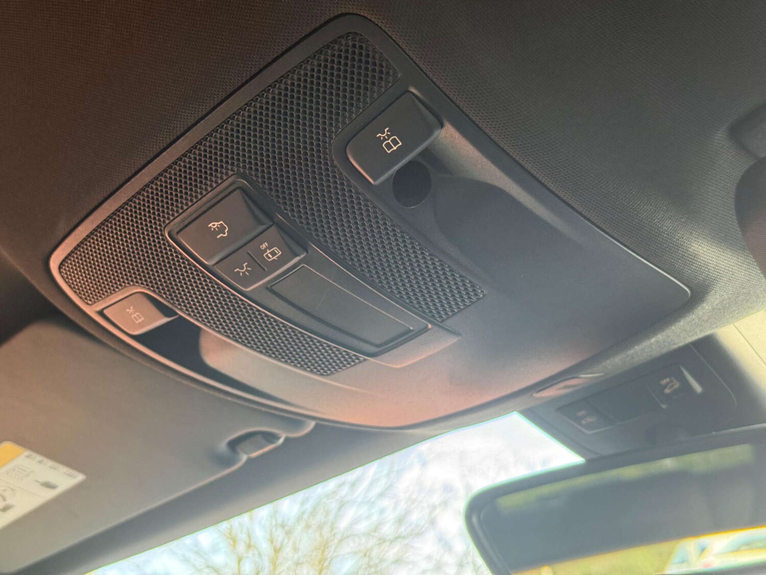 Used Mercedes-Benz A-Class 2015 for sale - 77937253: Photo 69