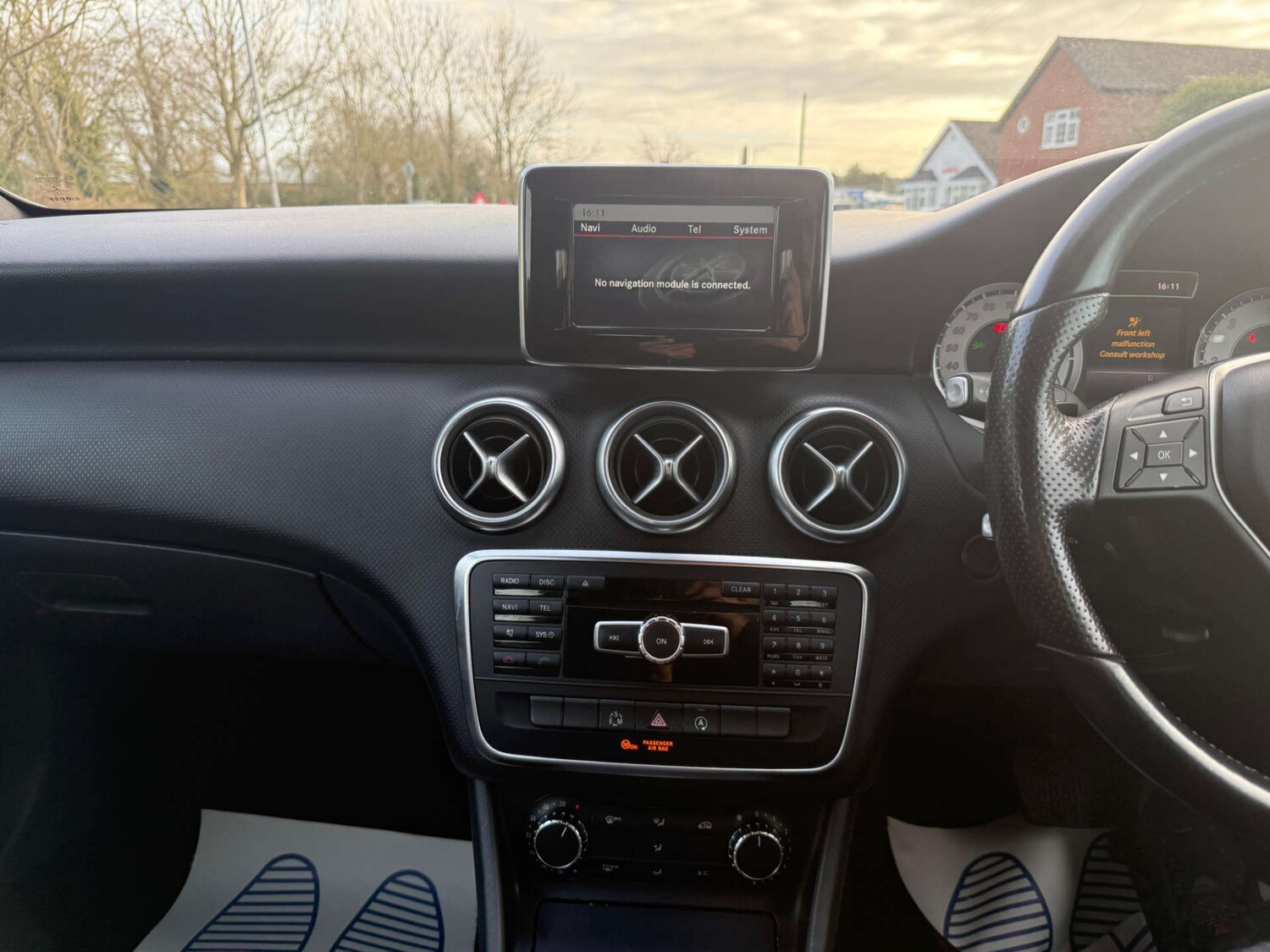 Used Mercedes-Benz A-Class 2015 for sale - 77937253: Photo 73