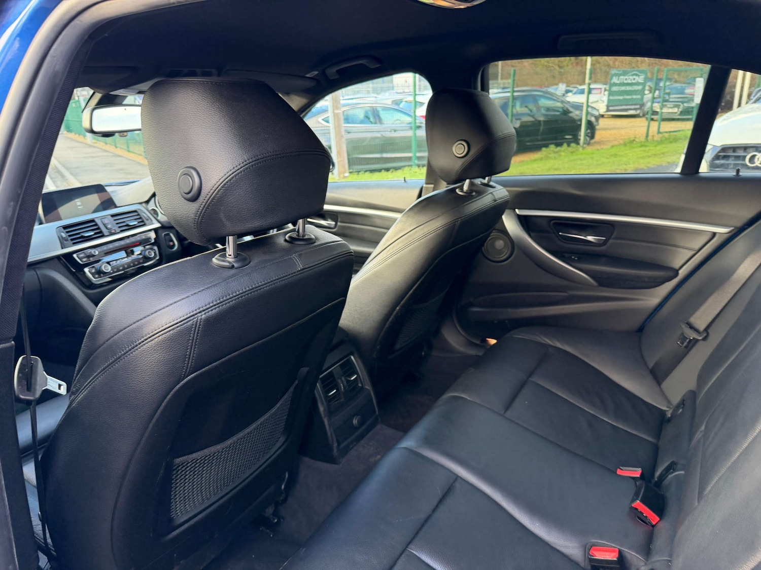 Used BMW 3 Series 2018 for sale - 77437617: Photo 36