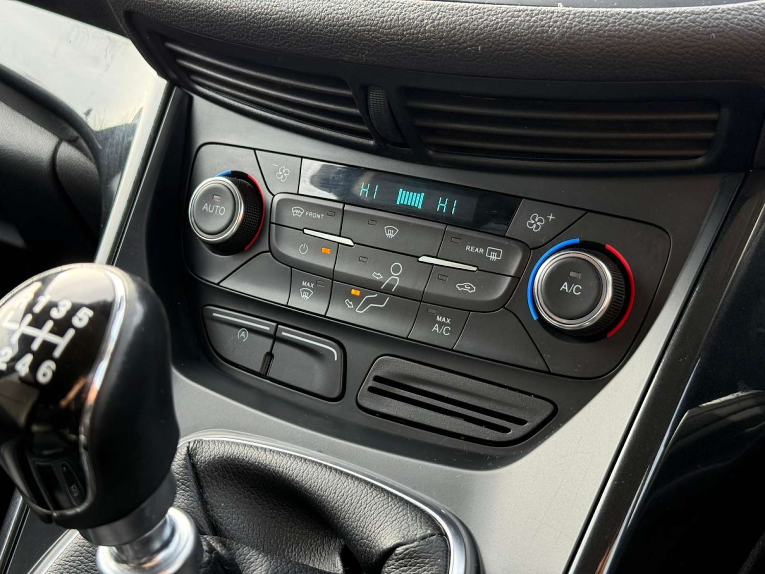 Used Ford Kuga 2018 for sale - 77437502: Photo 34