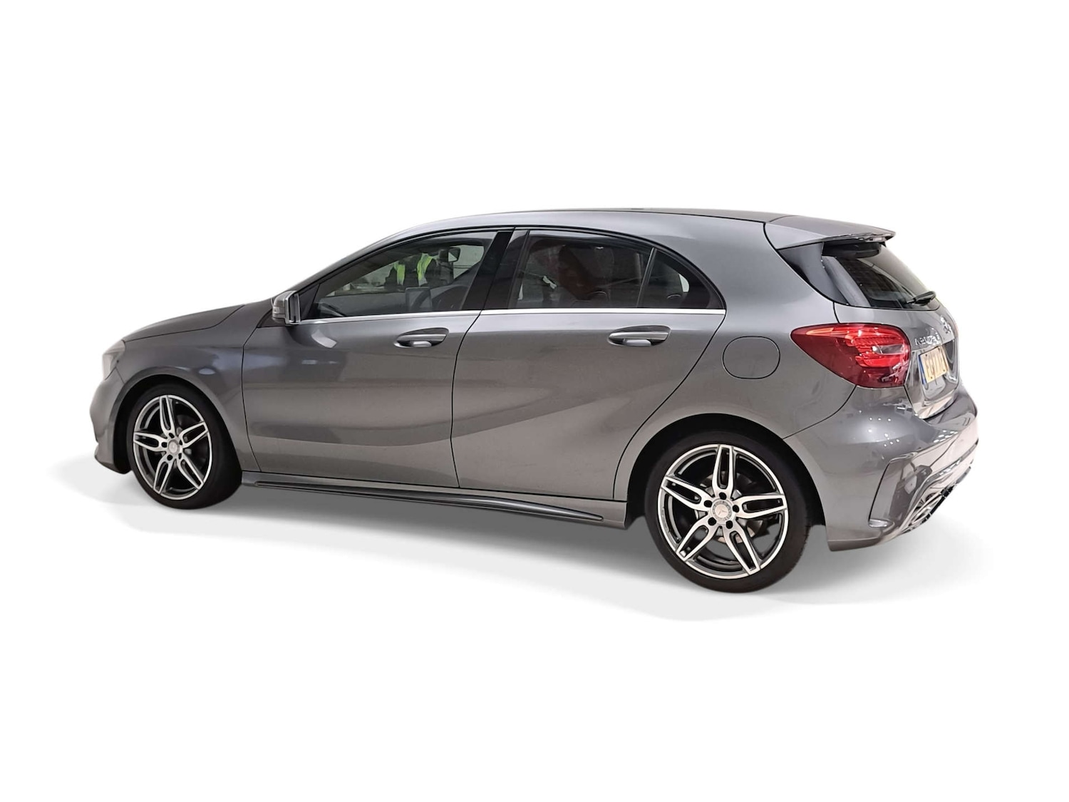 Used Mercedes-Benz A-Class 2017 for sale - 77581067: Photo 5