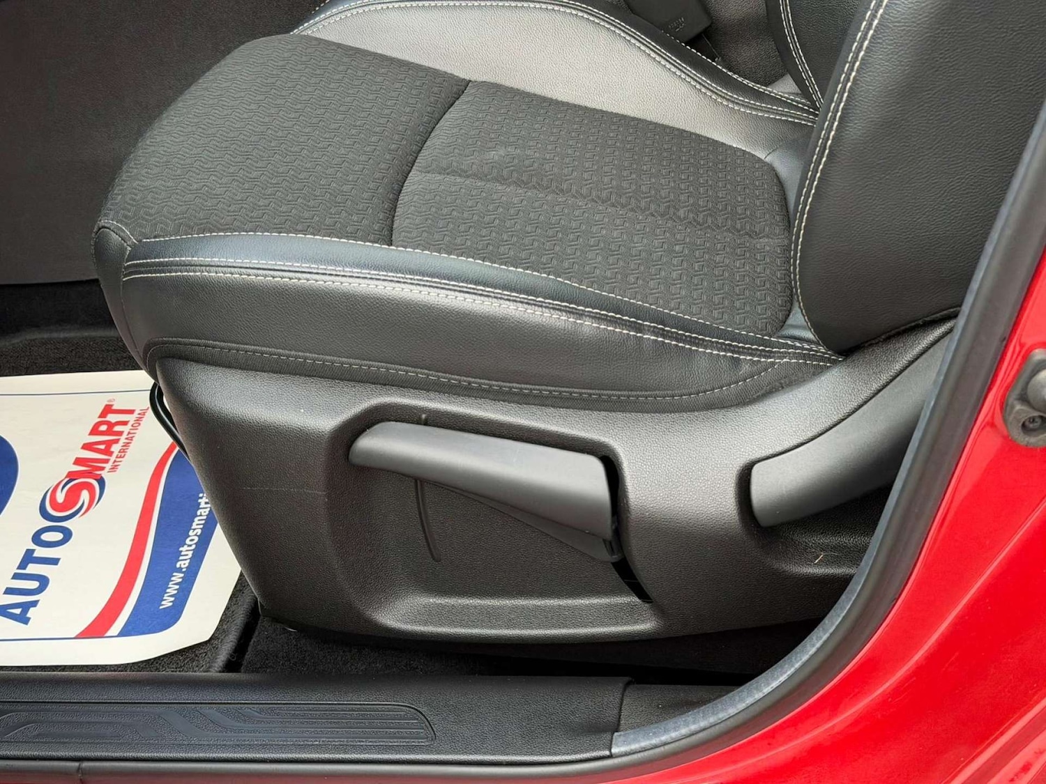 Used Renault Kadjar 2017 for sale - 77437579: Photo 43