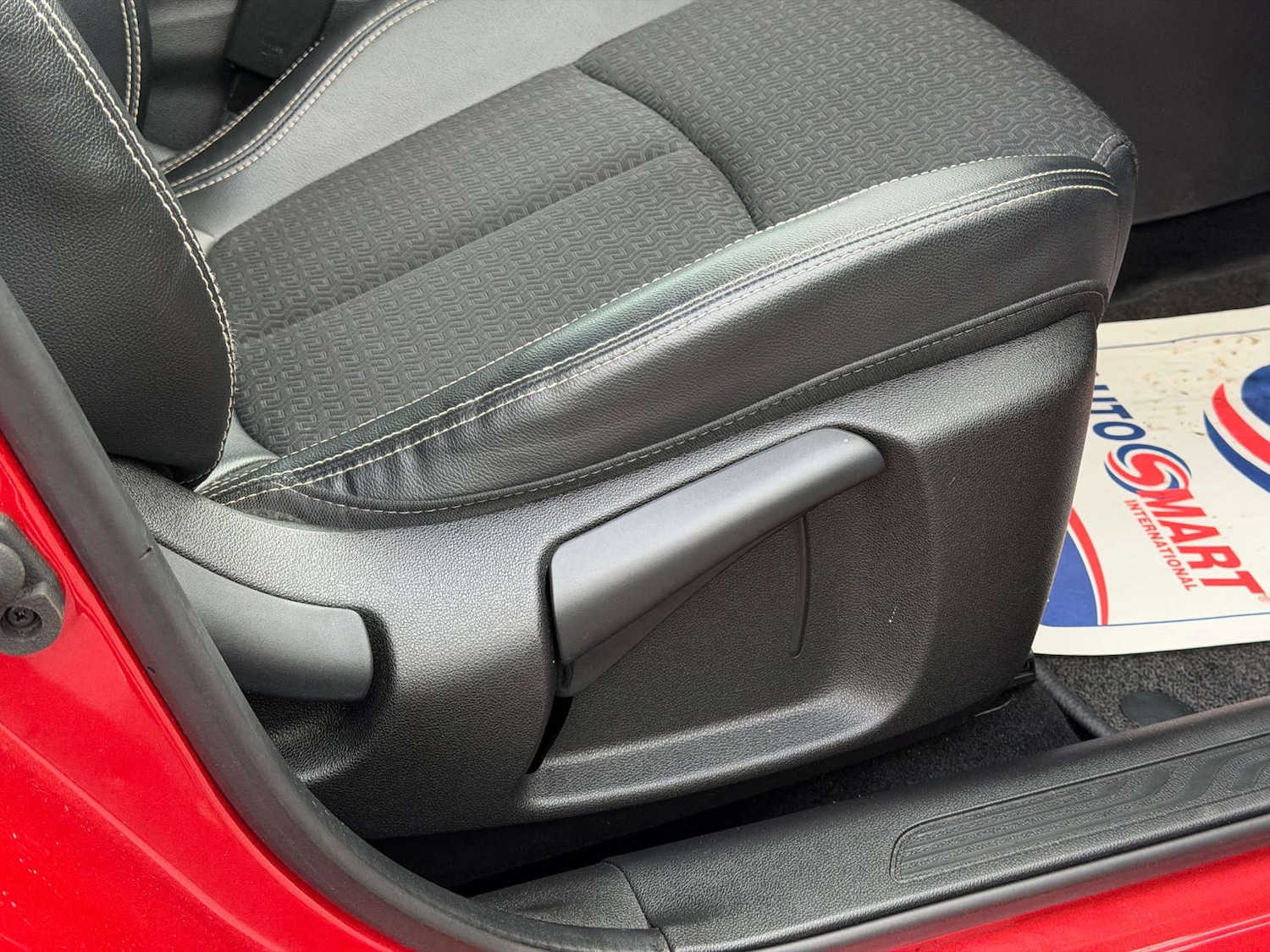 Used Renault Kadjar 2017 for sale - 77437579: Photo 68