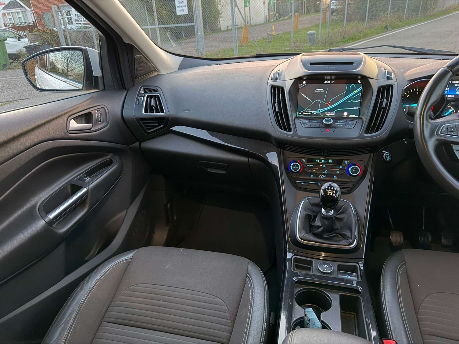 Used Ford Kuga 2017 for sale - 77437448: Photo 24