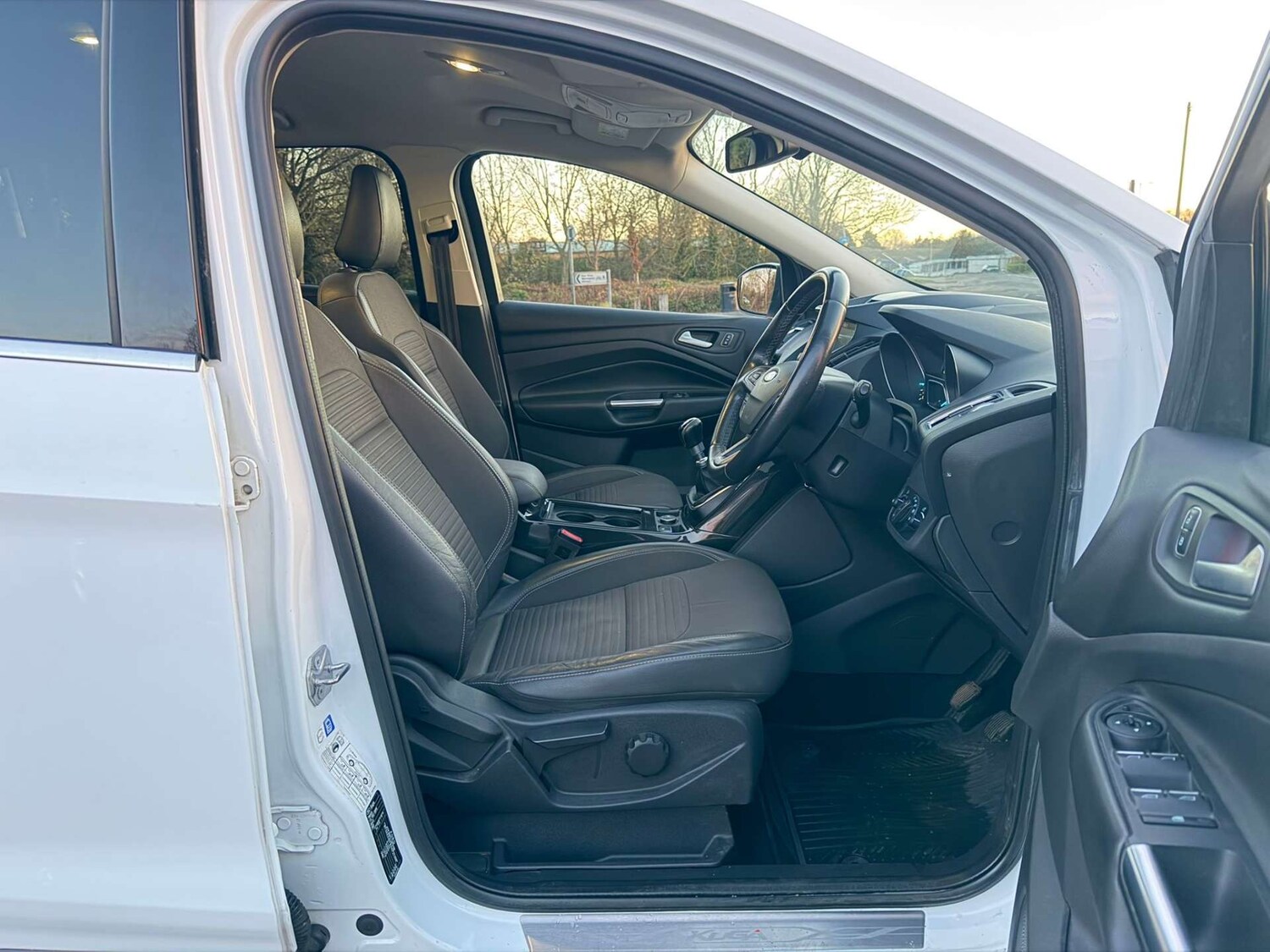 Used Ford Kuga 2017 for sale - 77437448: Photo 27