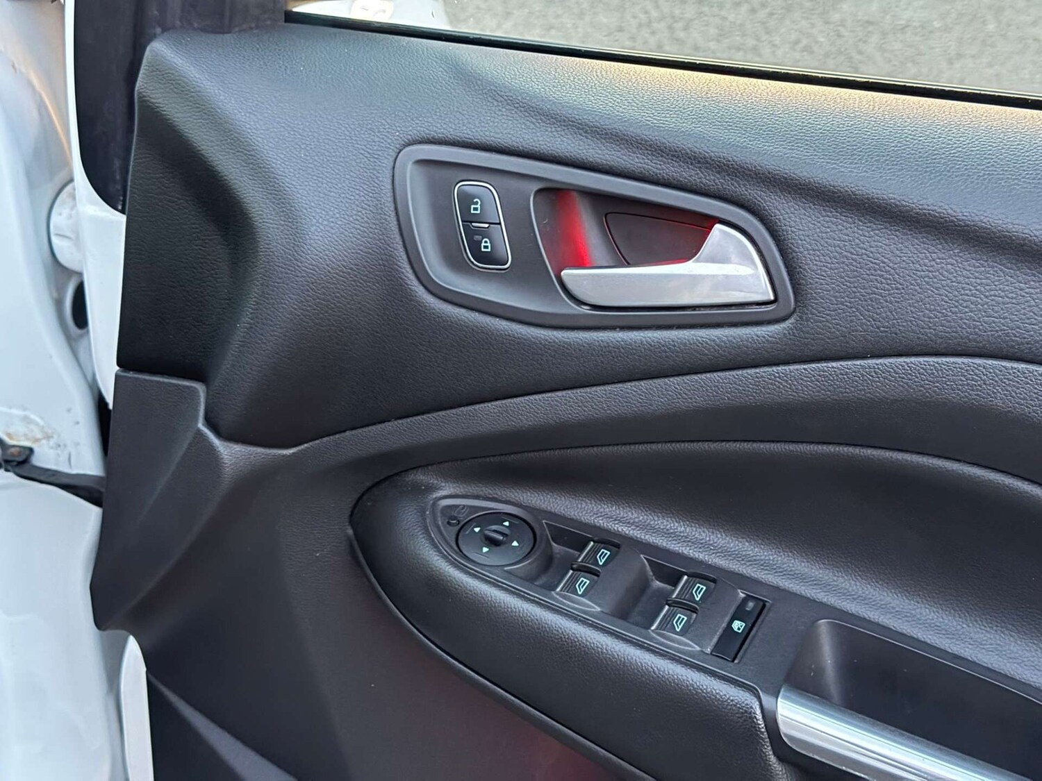 Used Ford Kuga 2017 for sale - 77437448: Photo 48