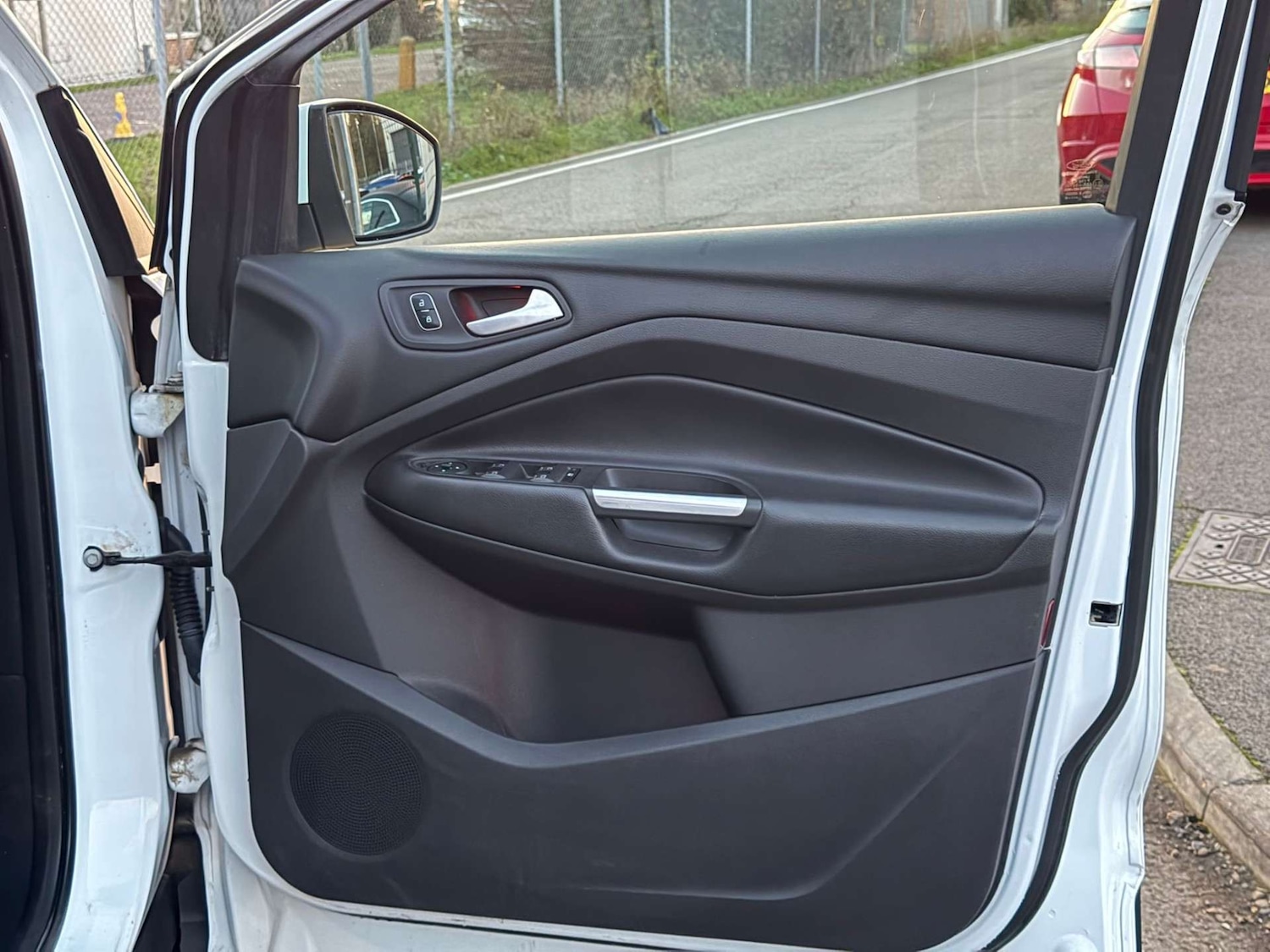 Used Ford Kuga 2017 for sale - 77437448: Photo 49