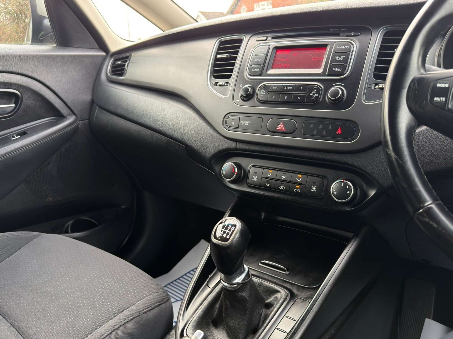 Used Kia Carens 2015 for sale - 77437614: Photo 18