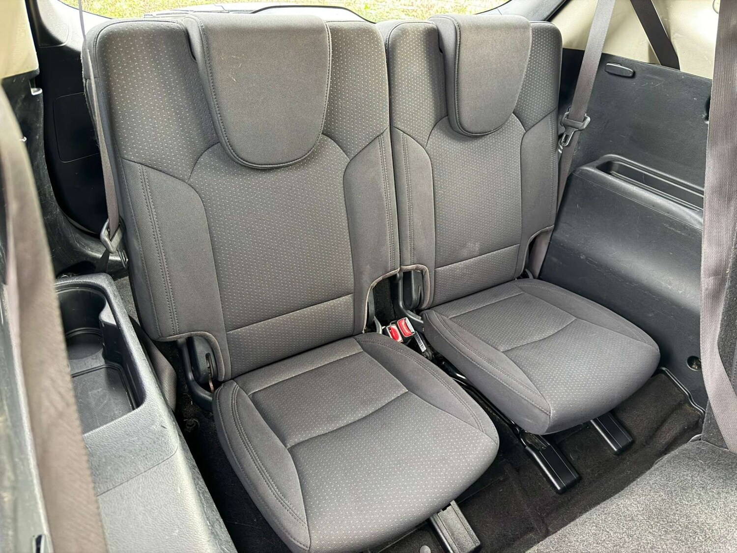 Used Kia Carens 2015 for sale - 77437614: Photo 35