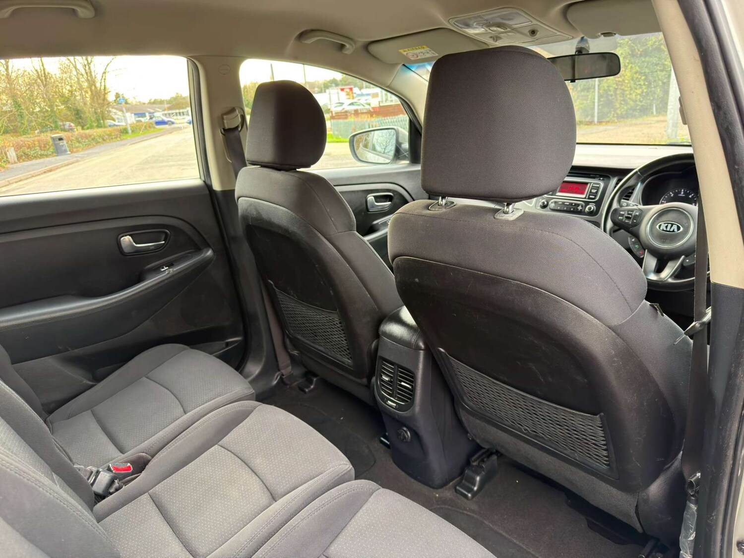 Used Kia Carens 2015 for sale - 77437614: Photo 36