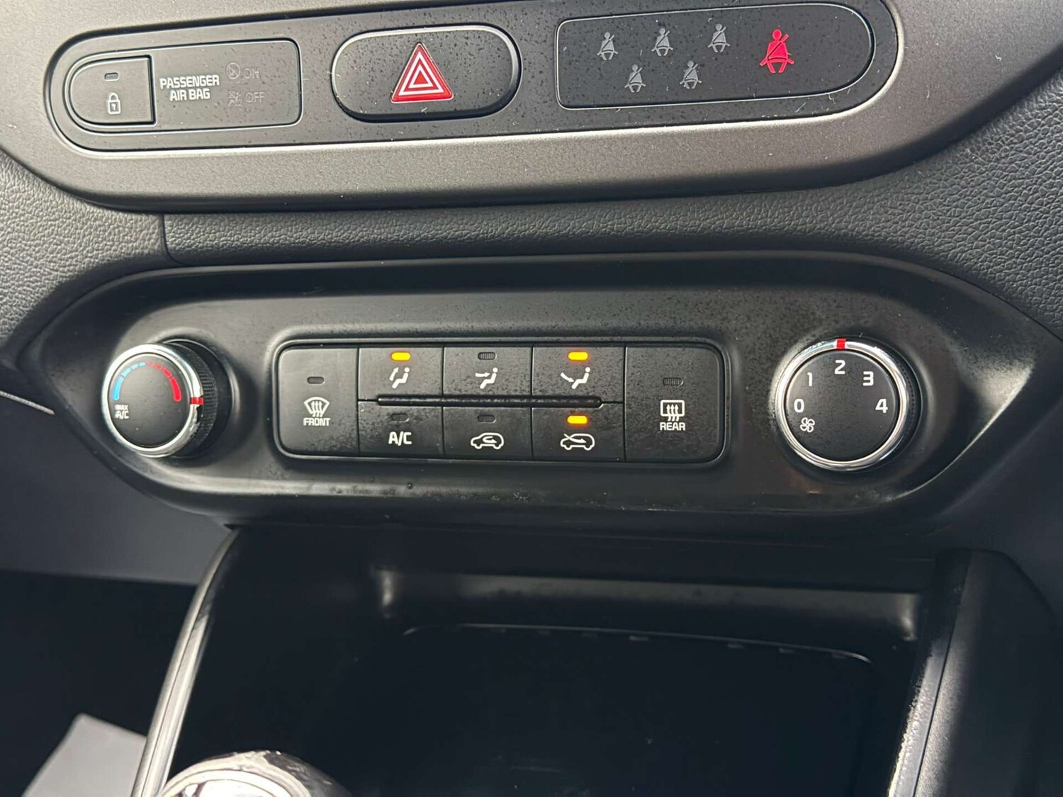 Used Kia Carens 2015 for sale - 77437614: Photo 38