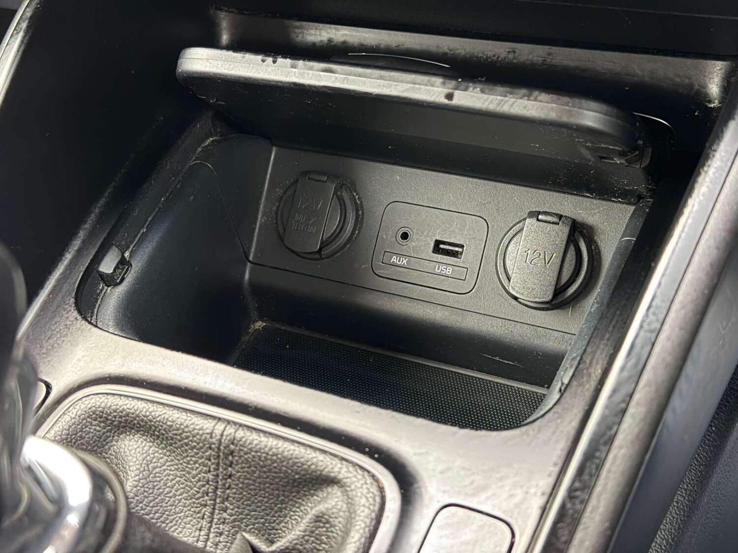 Used Kia Carens 2015 for sale - 77437614: Photo 39