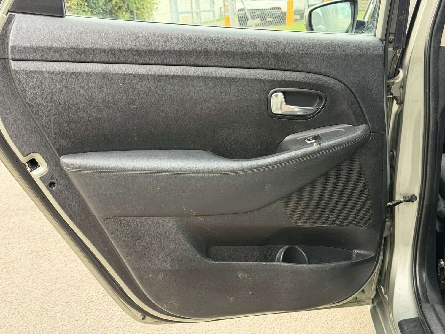 Used Kia Carens 2015 for sale - 77437614: Photo 49