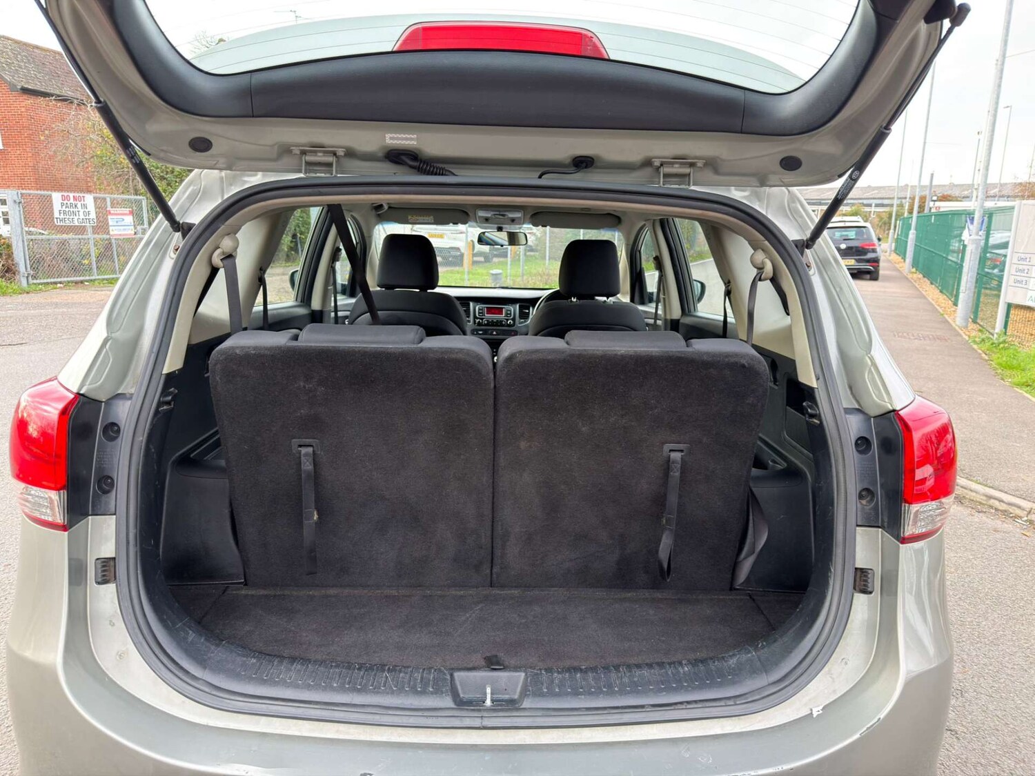 Used Kia Carens 2015 for sale - 77437614: Photo 61