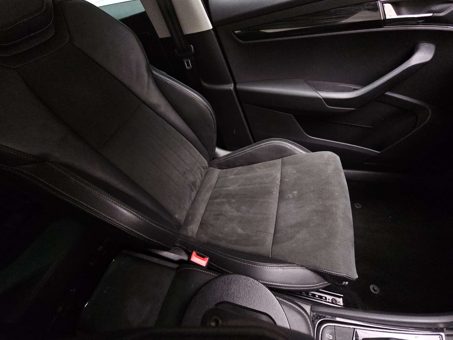 Used Skoda Karoq 2021 for sale - 77818840: Photo 8