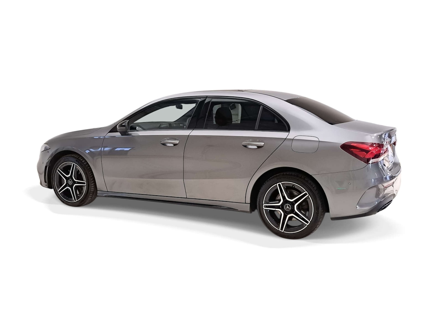 Used Mercedes-Benz A-Class 2022 for sale - 77920739: Photo 5