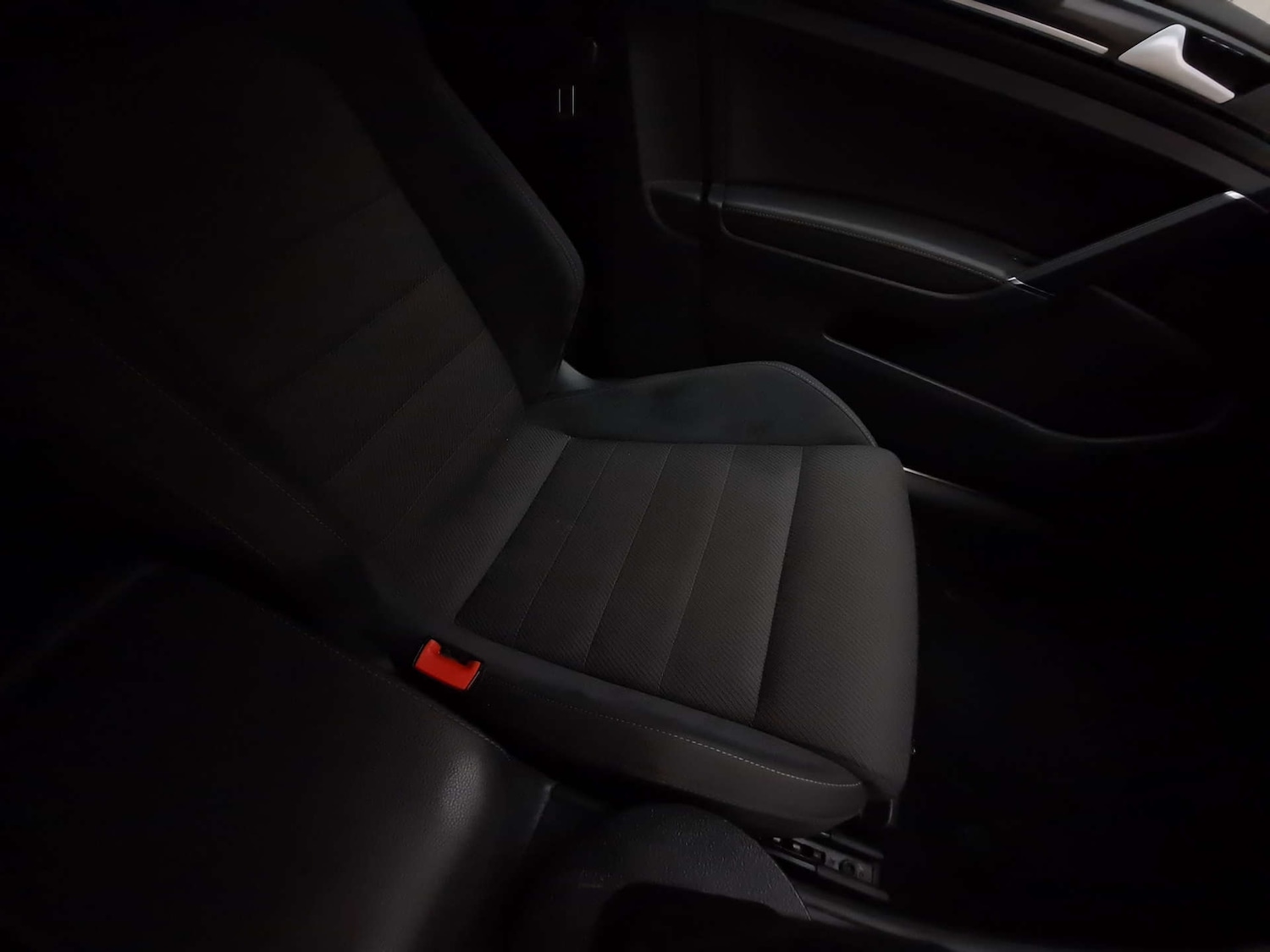 Used Volkswagen Golf 2020 for sale - 78083449: Photo 10