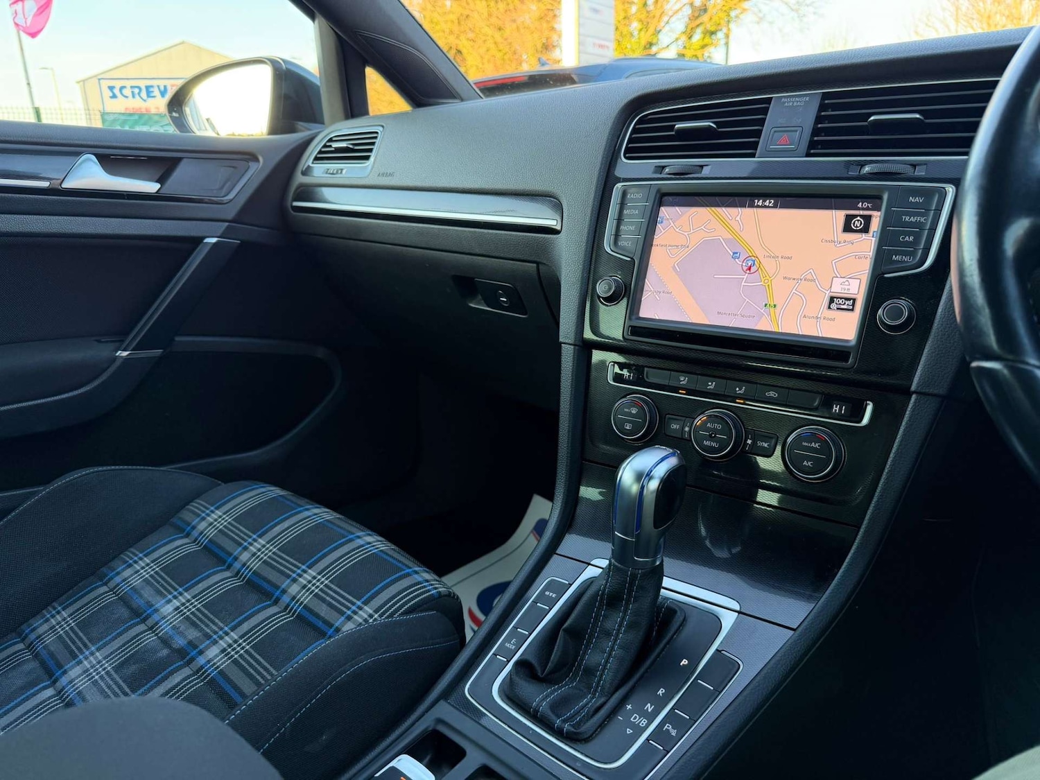 Used Volkswagen Golf 2016 for sale - 77437612: Photo 18