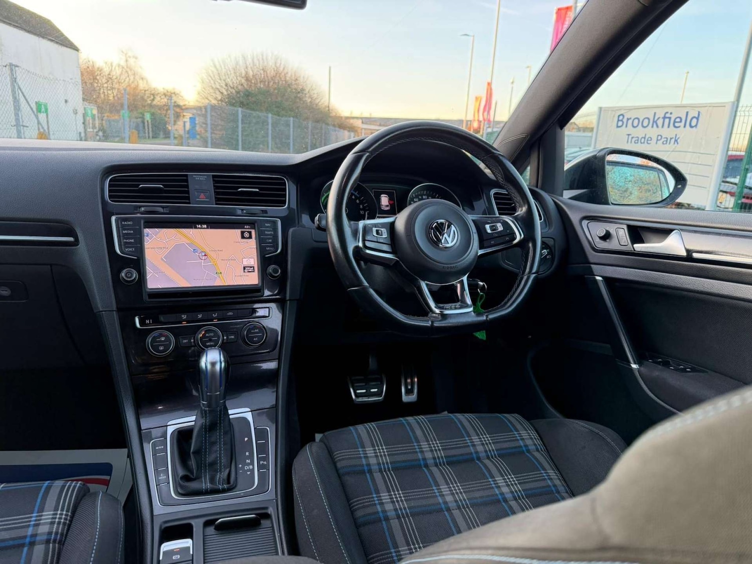 Used Volkswagen Golf 2016 for sale - 77437612: Photo 21