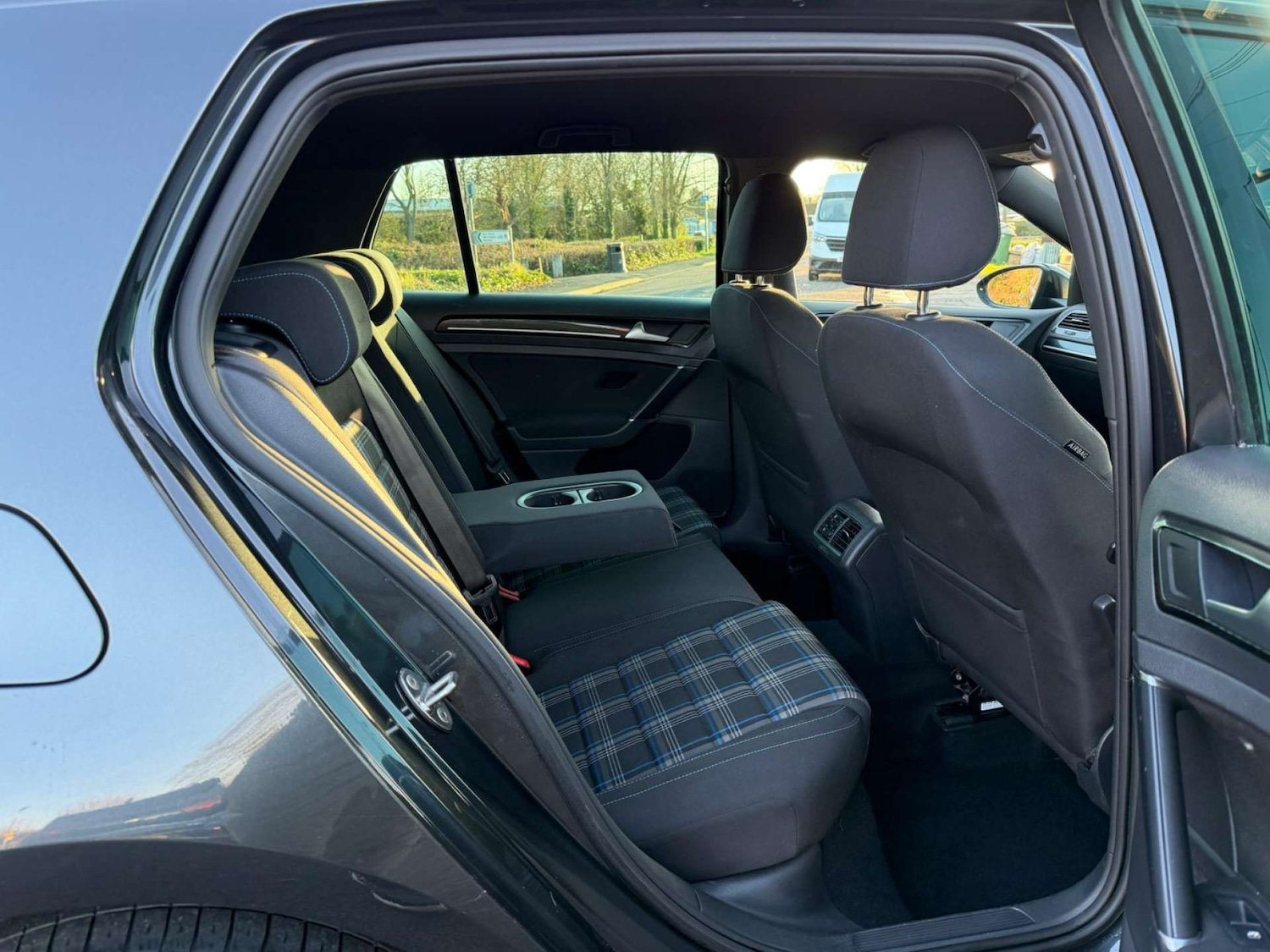 Used Volkswagen Golf 2016 for sale - 77437612: Photo 31