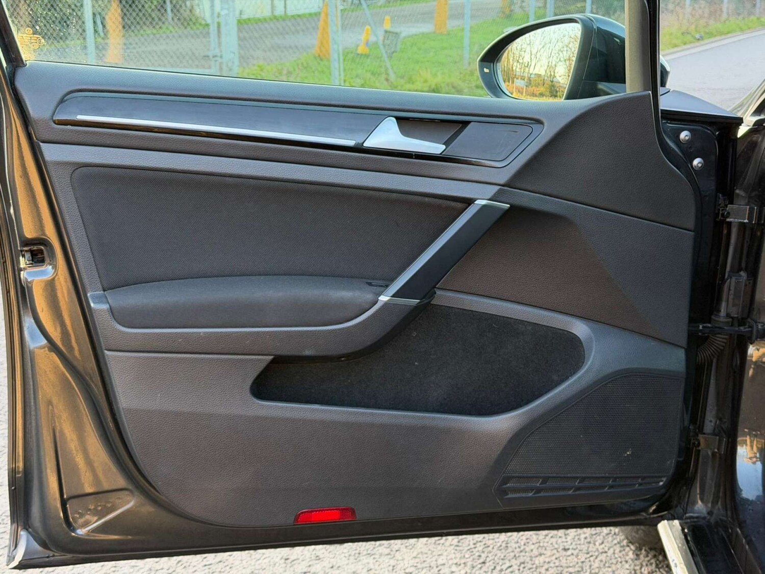 Used Volkswagen Golf 2016 for sale - 77437612: Photo 40