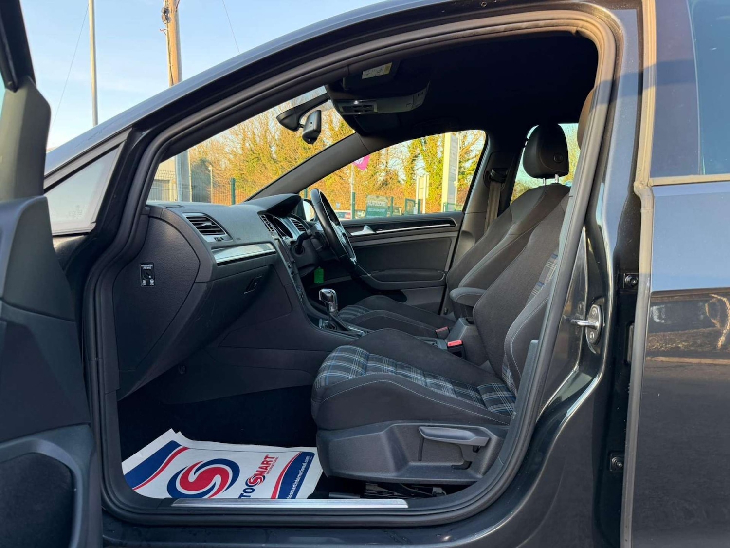 Used Volkswagen Golf 2016 for sale - 77437612: Photo 73