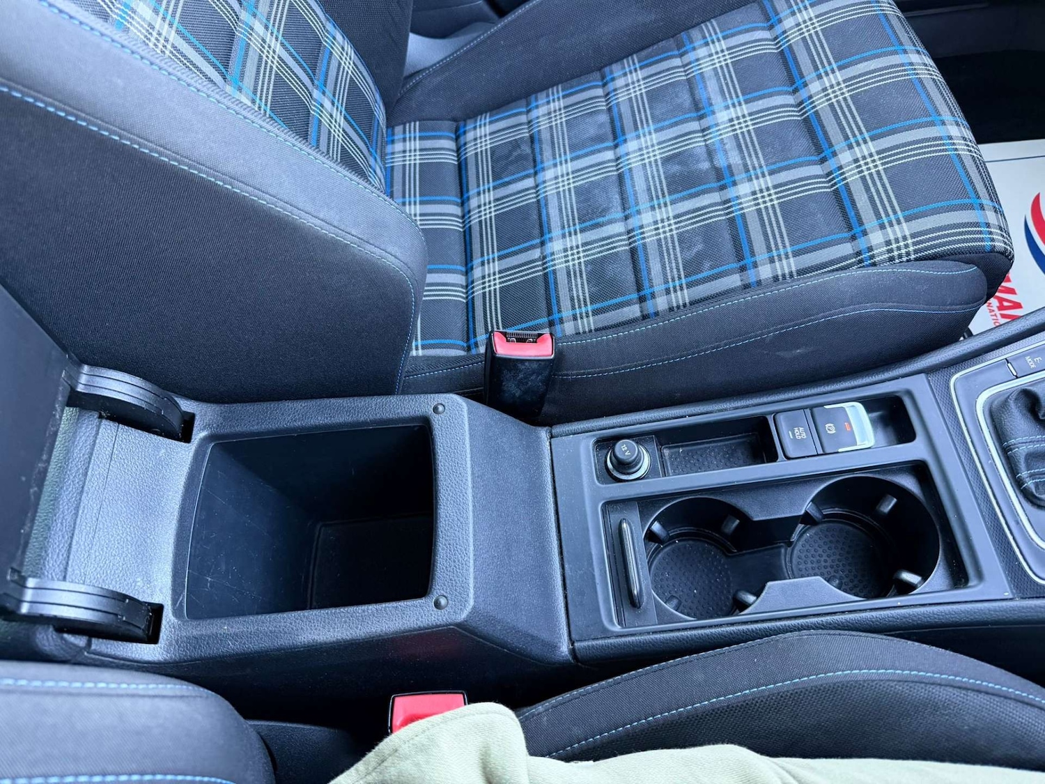 Used Volkswagen Golf 2016 for sale - 77437612: Photo 78