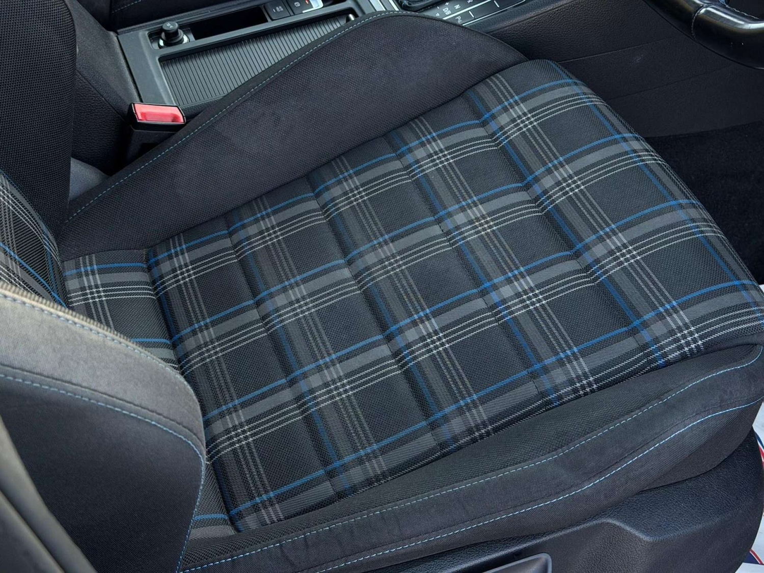 Used Volkswagen Golf 2016 for sale - 77437612: Photo 85