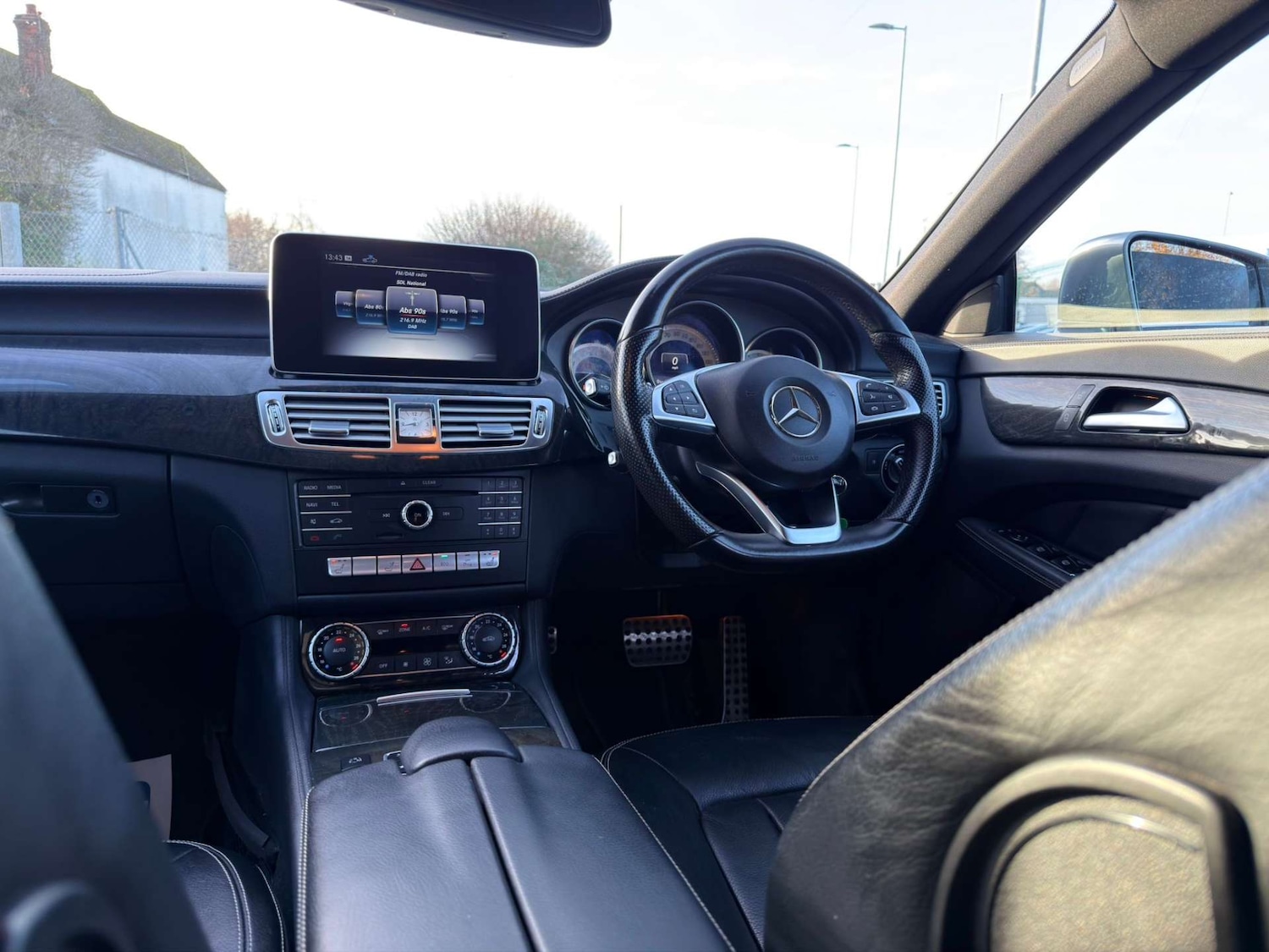 Used Mercedes-Benz CLS 2017 for sale - 77437522: Photo 30