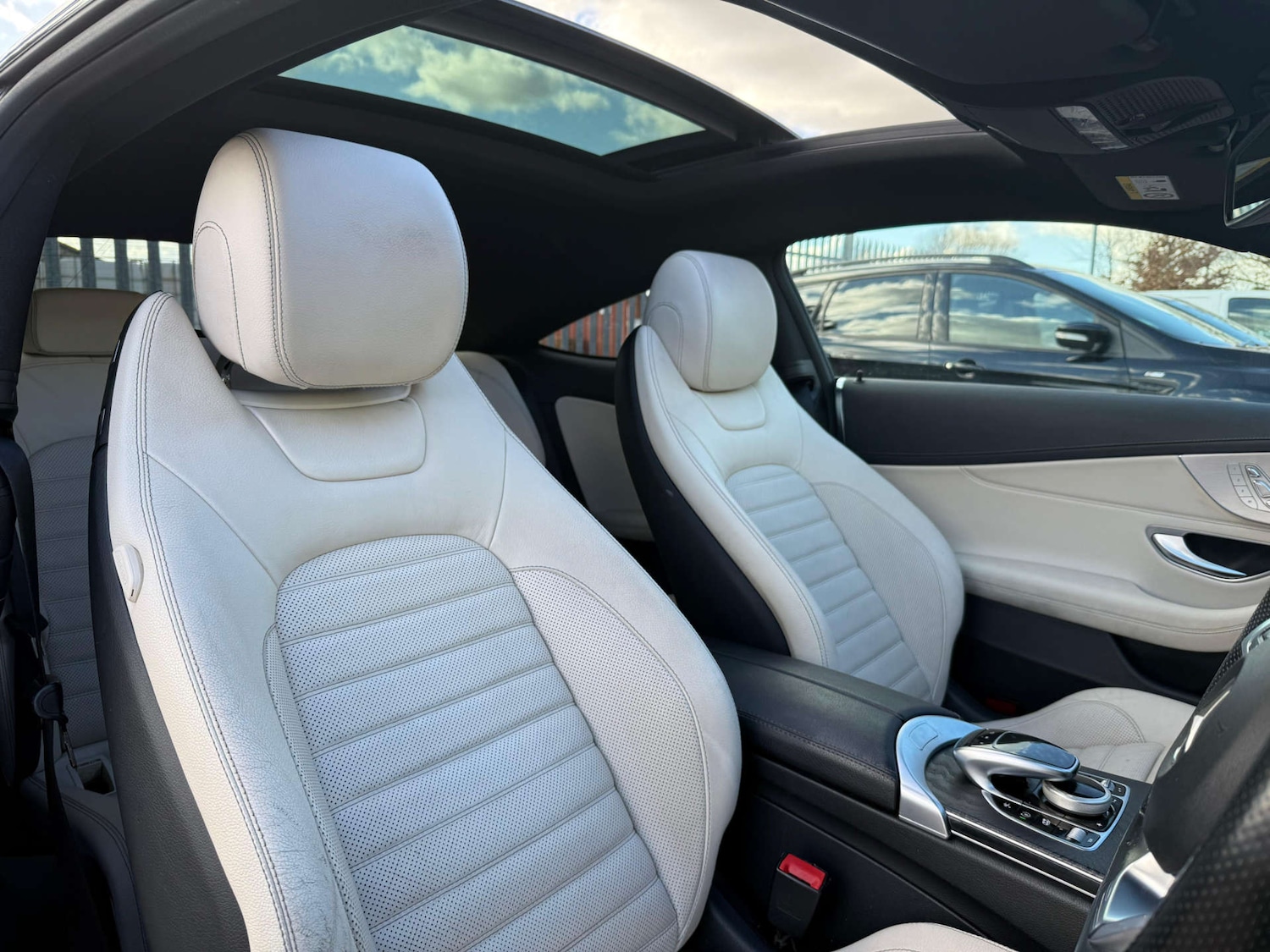 Used Mercedes-Benz C Class 2018 for sale - 77581089: Photo 14