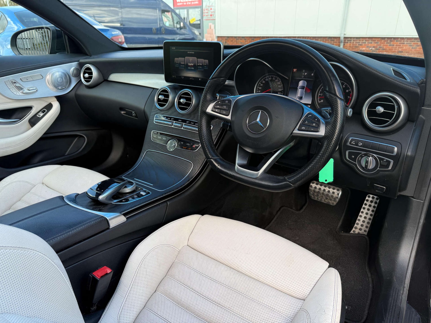 Used Mercedes-Benz C Class 2018 for sale - 77581089: Photo 28