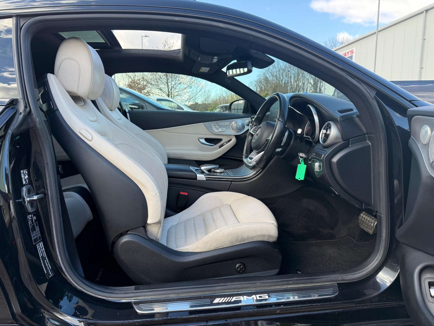 Used Mercedes-Benz C Class 2018 for sale - 77581089: Photo 29