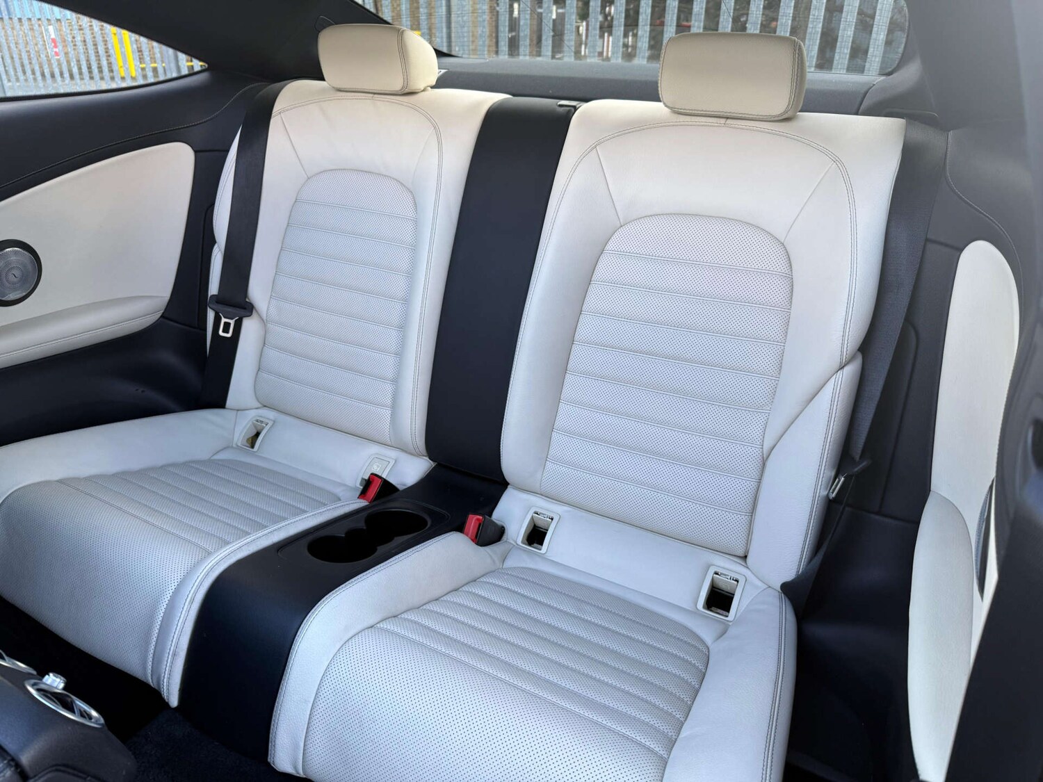 Used Mercedes-Benz C Class 2018 for sale - 77581089: Photo 30