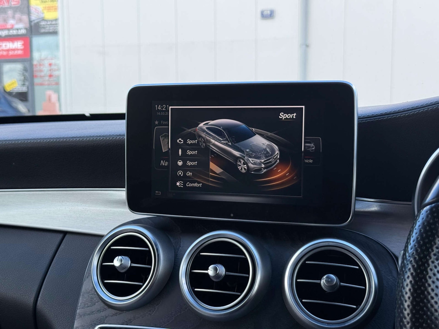 Used Mercedes-Benz C Class 2018 for sale - 77581089: Photo 48