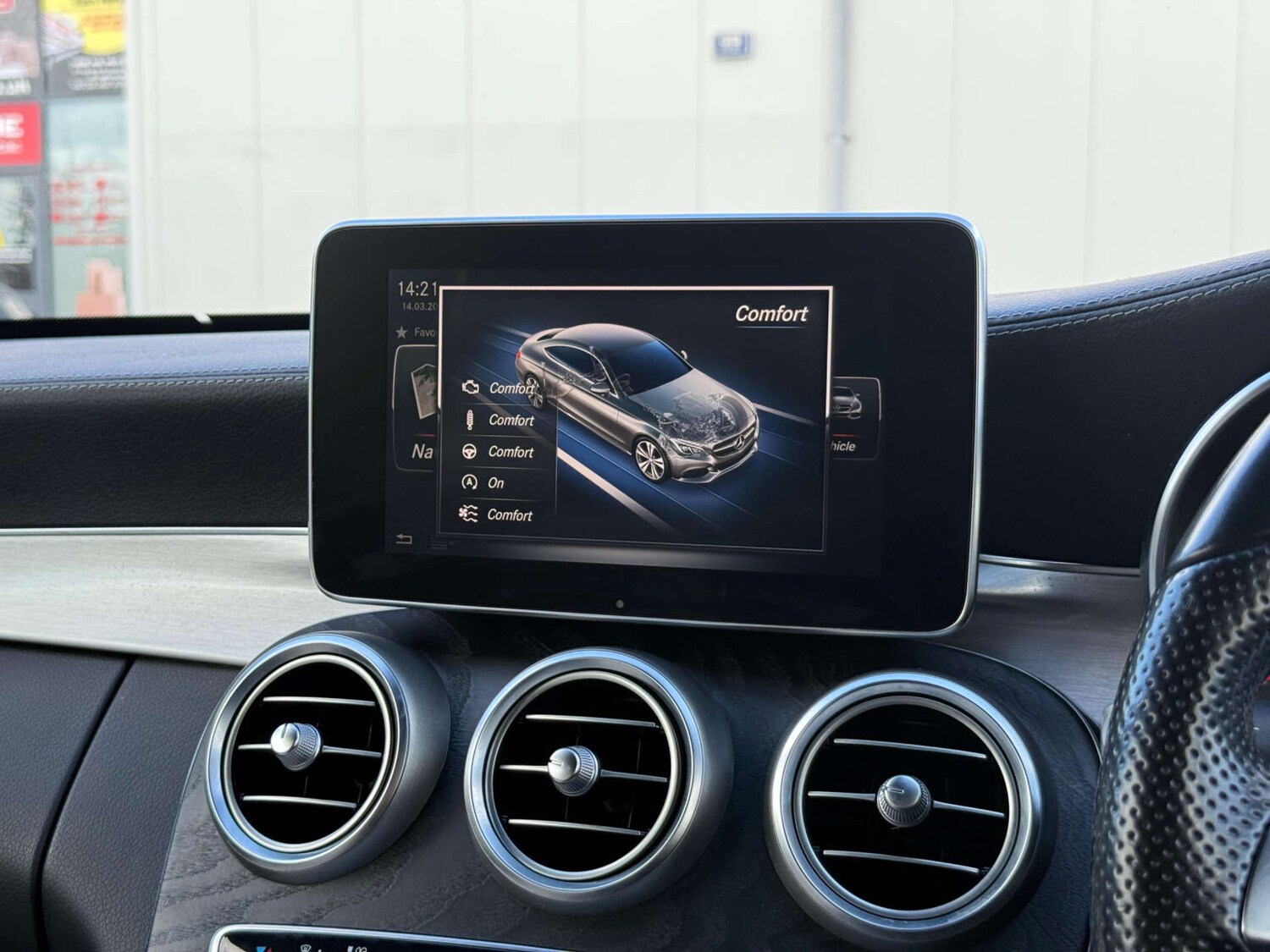 Used Mercedes-Benz C Class 2018 for sale - 77581089: Photo 49